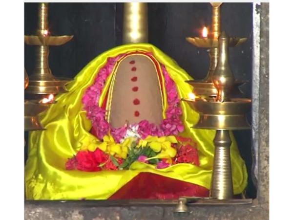 നാരായണ വല്ലഭ ക്ഷേത്രം, പൂത്തോട്ട