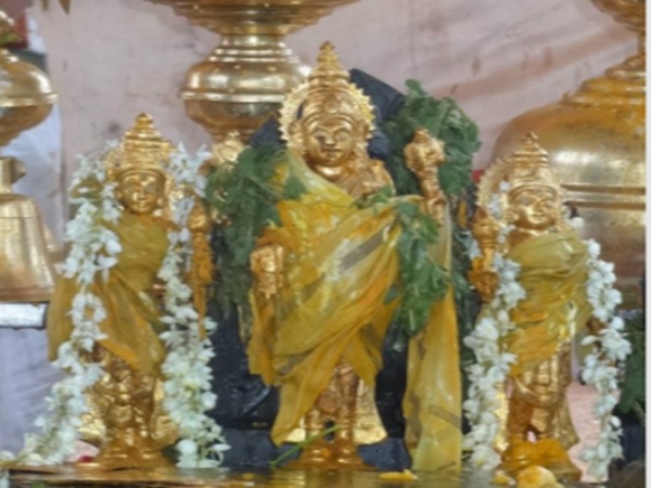 സ്വപ്നത്തിലൂടെ