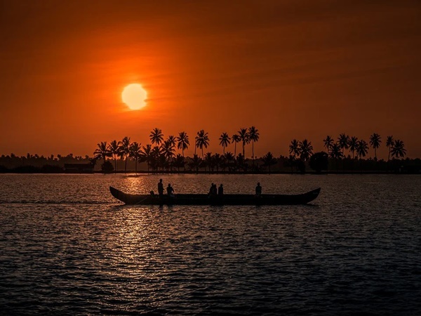 ബീച്ചുകള് ഒഴികെ