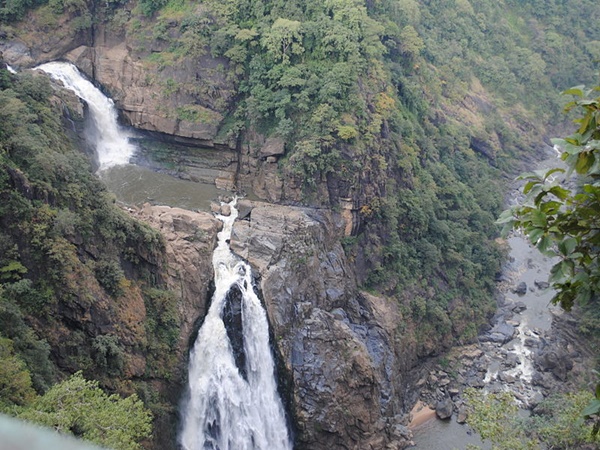 എത്തിച്ചേരുവാന്