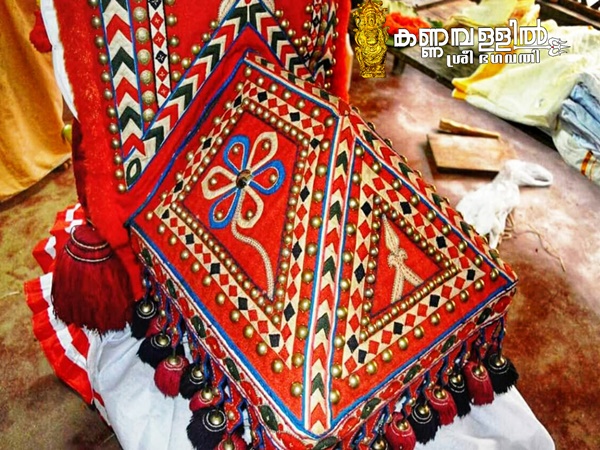 ഒറ്റശ്രീകോവിലിലെ അഞ്ച് പ്രതിഷ്ഠകള്