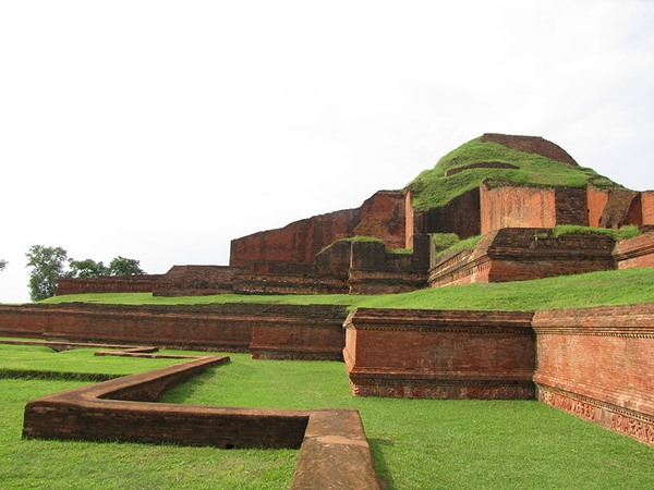 സോമപുര സര്വ്വകലാശാല