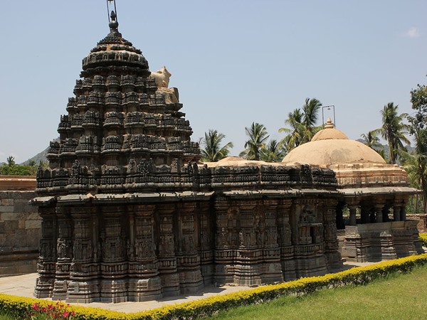 അരസികരെ ഈശ്വര ക്ഷേത്രം