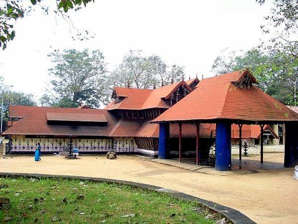 കൊടുങ്ങല്ലൂര് ഭദ്രകാളി ക്ഷേത്രം