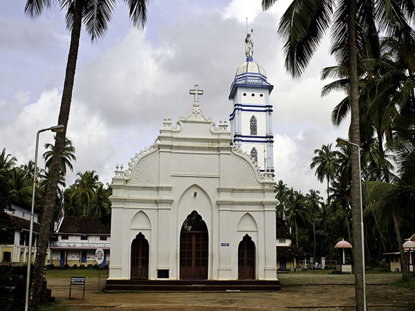 ആദ്യ ക്രിസ്ത്യന് ദേവാലയം