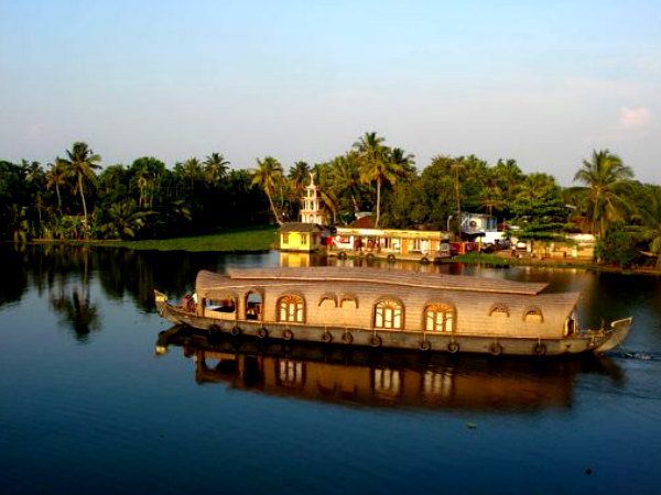 കുമരകം