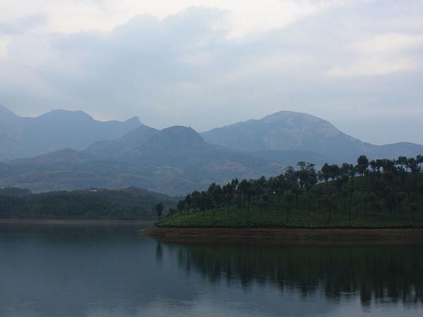 എലിഫന്റ് ലേക്ക്