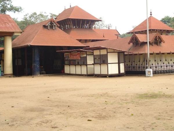 ബുക്കിങ് റദ്ദാക്കും
