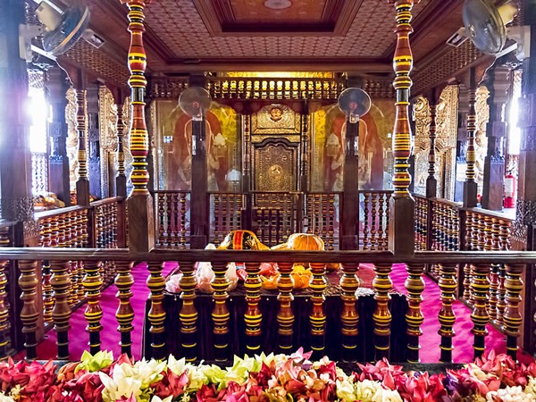 ഡാലാഡ മാലിഗാവ ക്ഷേത്രം