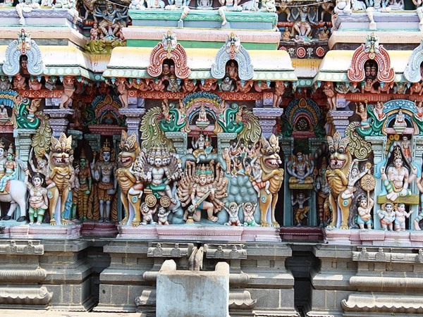 നിര്മ്മാണം