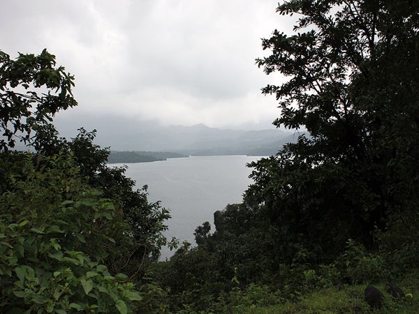ആര്തര് ലേക്ക്