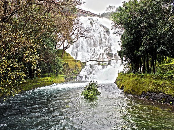 അംബ്രല്ലാ വെള്ളച്ചാട്ടം
