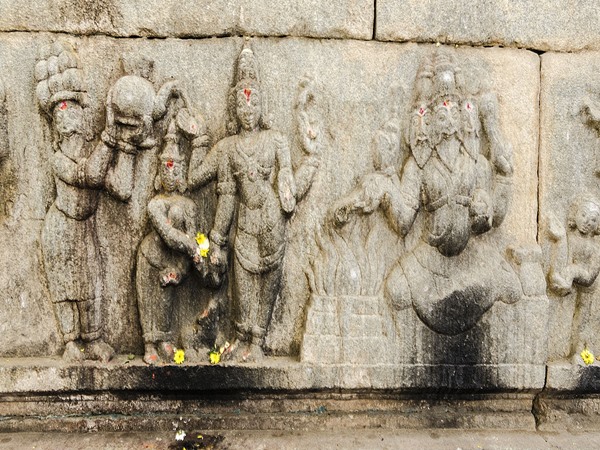 പത്ത് ക്ഷേത്രങ്ങള്