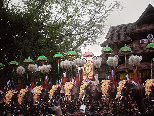 പാറമേക്കാവിന്റെ പുറപ്പാട്