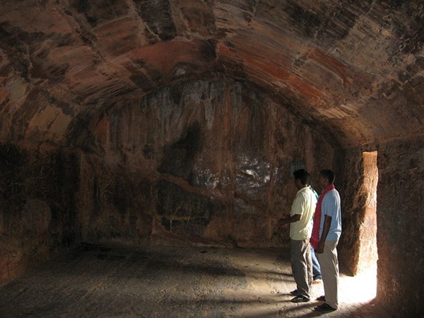 സോന് ഭണ്ഡാര് ഗുഹ
