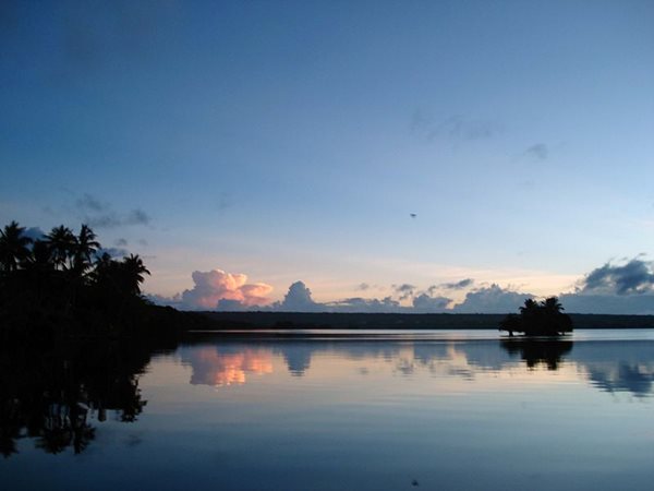 കടലിനടിയിലെ അഗ്നി പര്വ്വതം