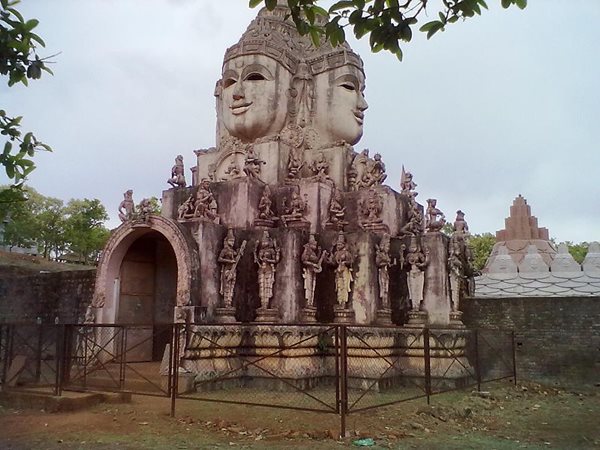 സങ്കീർണ്ണമായ വാസ്തുവിദ്യാ