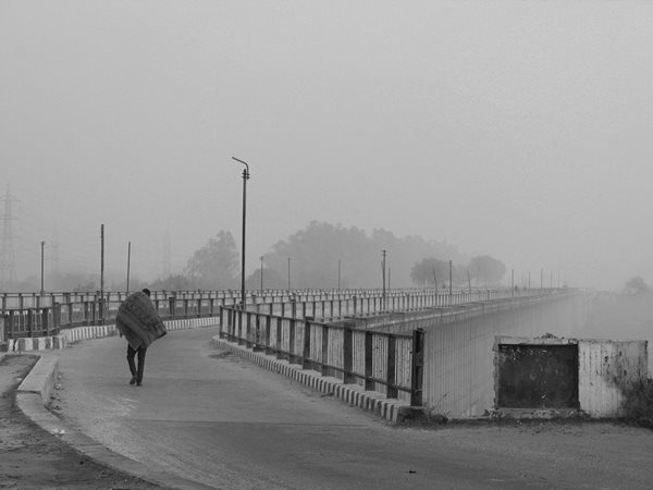 പകുതി യാത്രാ ദൂരം
