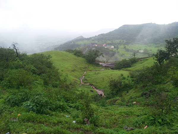 സപുതര