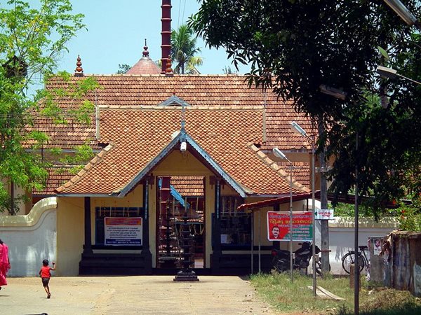 തിരുമൂഴിക്കുളം ലക്ഷ്മമണ പെരുമാള് ക്ഷേത്രം