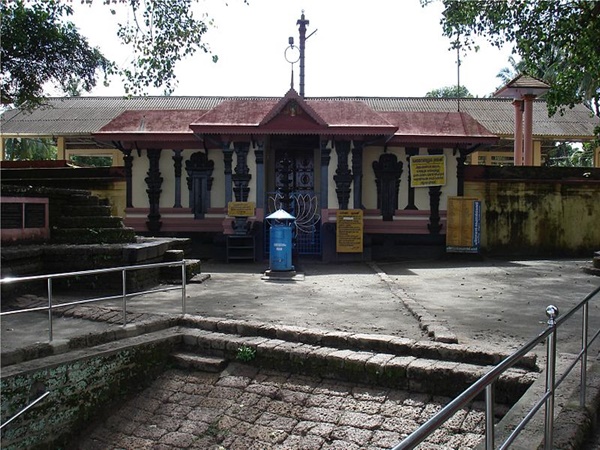 തിരുനാവായ നാവാമുകുന്ദക്ഷേത്രം