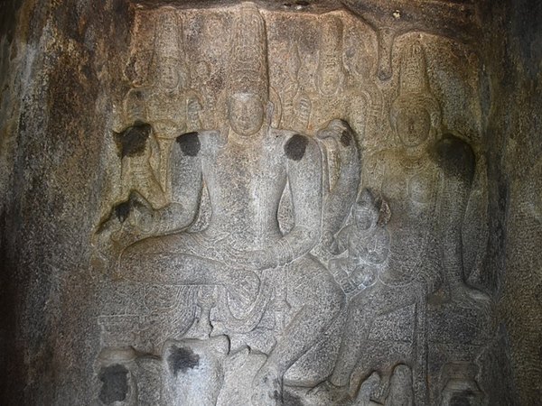 മൂന്ന് അറകള്