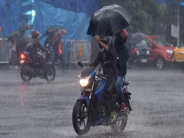 തെക്കു പടിഞ്ഞാറന് മണ്സൂണും കേരളവും