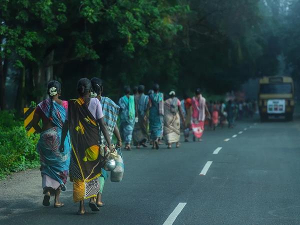 ബുക്ക് ചെയ്യുവാന്