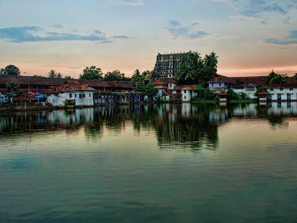 പത്മനാഭ സ്വാമി ക്ഷേത്രം തിരുവനന്തപുരം