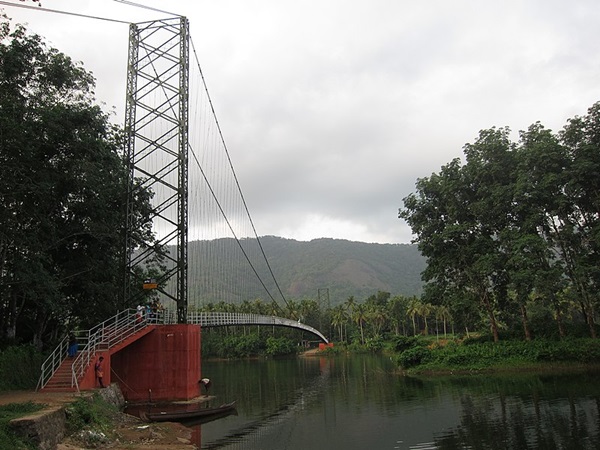 ഇഞ്ചത്തൊട്ടി