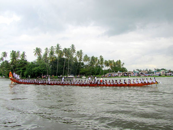 കുമരകം വള്ളംകളി