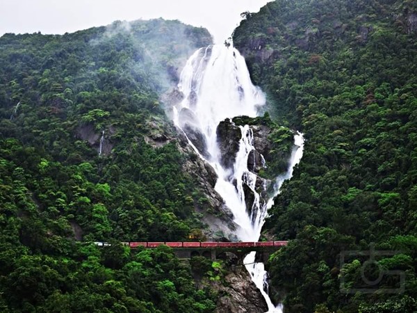 ദൂത്സാഗര് വെള്ളച്ചാട്ടം