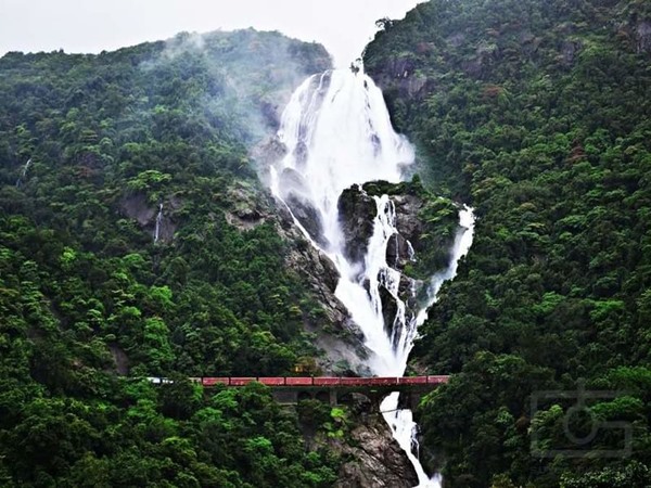 ദൂത്സാഗര് ട്രക്കിങ്