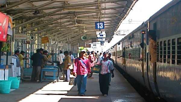 എങ്ങനെ ടിക്കറ്റ് കൈമാറാം
