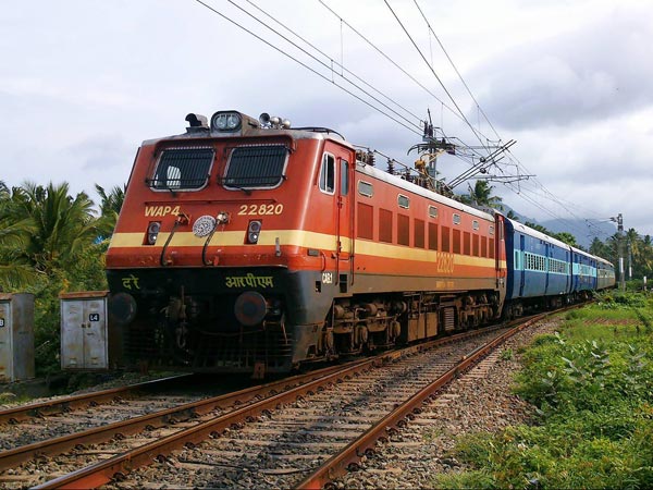 ഓണം സ്പെഷ്യല് ട്രെയിന് സര്വീസുകള്