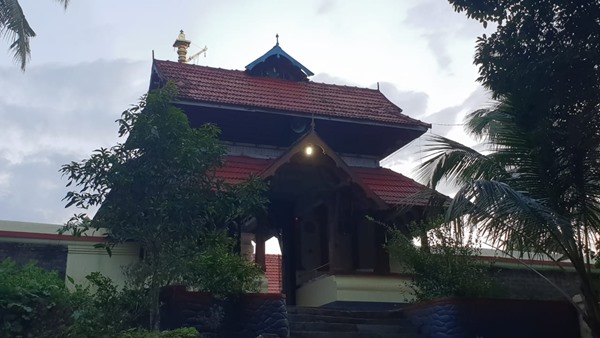 ദര്ശന ക്രമവും ദൂരവും ഒറ്റനോട്ടത്തില്
