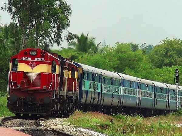 ട്രെയിൻ നമ്പർ 06533/06534