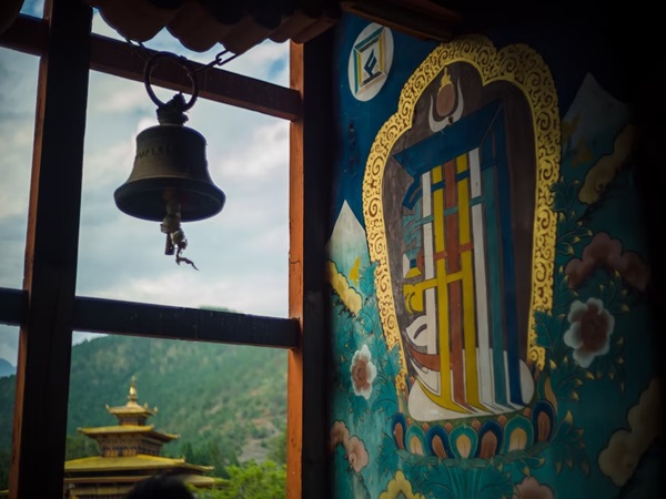 ഭൂട്ടാനിലേക്ക് കടക്കുമ്പോള്