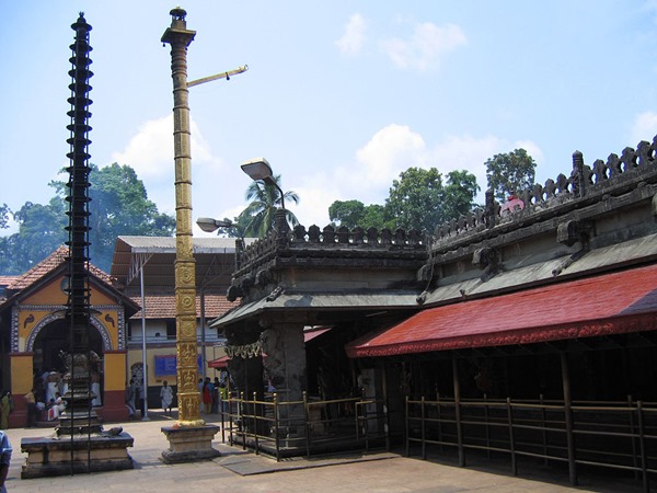 കൊല്ലൂര് മൂകാംബിക