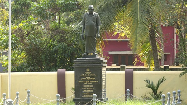 കുമാരകോടിയും തകഴി സ്മാരകവും,മ്യൂസിയവും