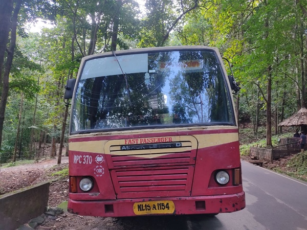 ടിക്കറ്റ് നിരക്ക്