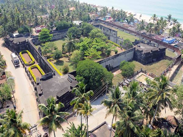 anchuthengu kotta anchuthengu kotta