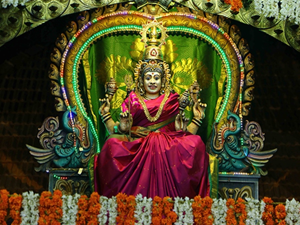 പിഴയടച്ചു നട തുറന്നാൽ
